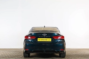 Седан Toyota Camry 2019 года, 2499000 рублей, Тюмень