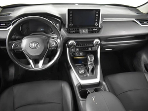 Внедорожник Toyota RAV4 2022 года, 2935200 рублей, Казань