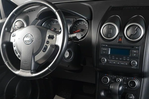 Внедорожник Nissan Qashqai 2013 года, 1199000 рублей, Тюмень