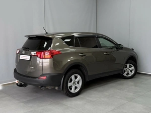 Внедорожник Toyota RAV4 2014 года, 1730000 рублей, Красноярск