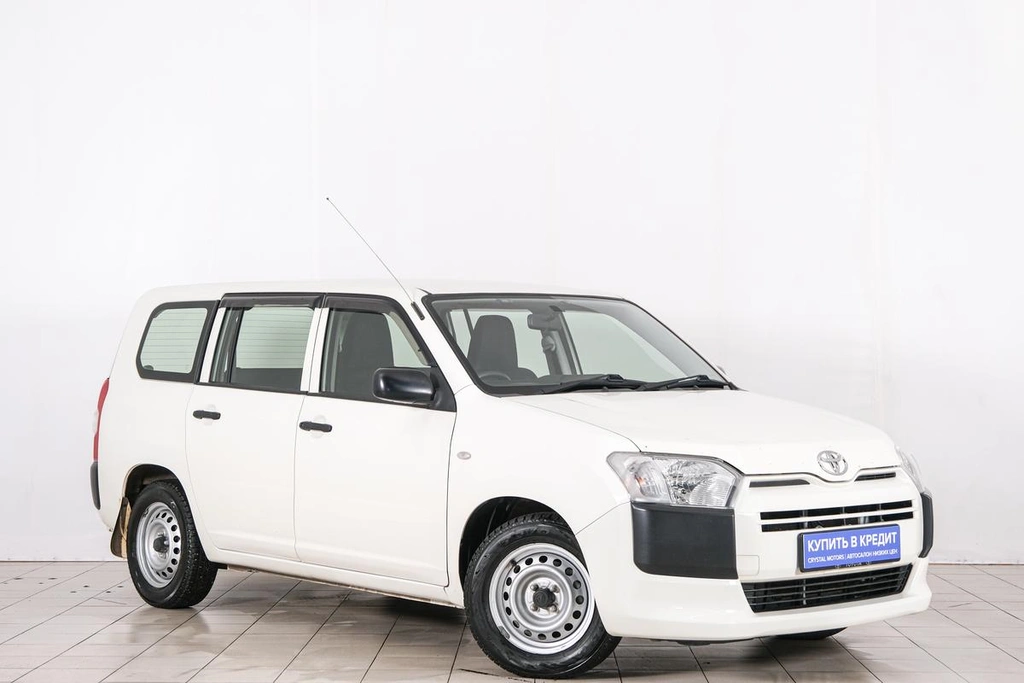 Универсал Toyota Probox 2016 года, 1069000 рублей, Красноярск