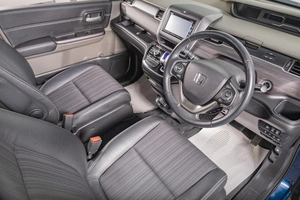 Минивэн Honda Freed 2017 года, 1629000 рублей, Томск