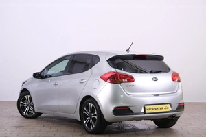 Хетчбэк Kia Ceed 2012 года, 969000 рублей, Омск