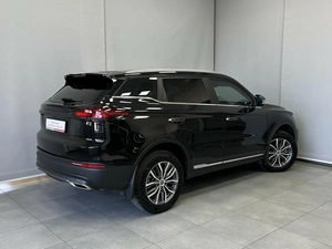 Внедорожник Geely Atlas Pro 2023 года, 2295000 рублей, Красноярск