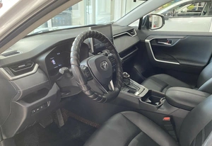 Внедорожник Toyota RAV4 2021 года, 3502000 рублей, Красноярск