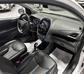 Хетчбэк Chevrolet Spark 2020 года, 997000 рублей, Красноярск