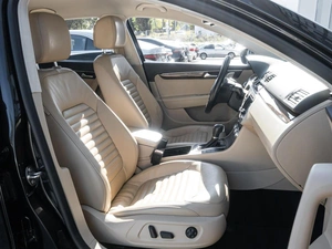 Седан Volkswagen Passat 2012 года, 1113000 рублей, Ставрополь