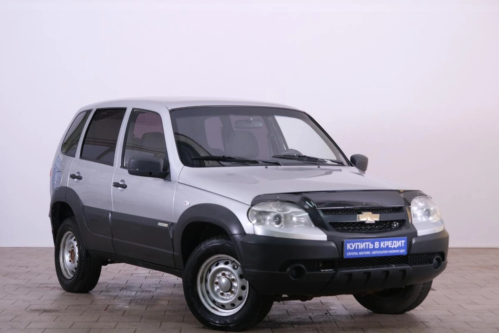 Внедорожник Chevrolet Niva 2013 года, 589000 рублей, Омск