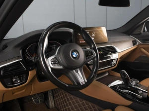 Седан BMW 5 серия 2021 года, 7600000 рублей, Омск