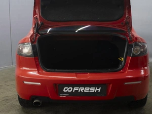 Седан Mazda 3 2006 года, 590000 рублей, Омск