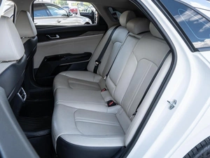 Седан Kia K5 2020 года, 2750000 рублей, Волгоград