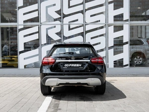 Внедорожник Mercedes-benz GLA-класс 2018 года, 2025000 рублей, Ставрополь