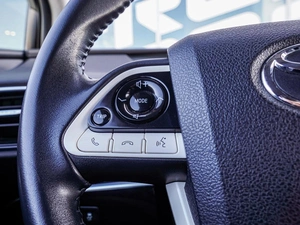 Лифтбек Toyota Prius 2017 года, 2310000 рублей, Краснодар