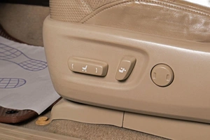 Внедорожник Toyota Land Cruiser Prado 2011 года, 2309000 рублей, Сургут