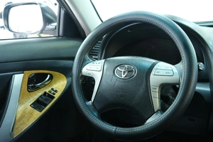 Седан Toyota Camry 2006 года, 989000 рублей, Омск