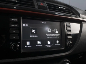 Седан Kia Rio 2020 года, 1420000 рублей, Омск