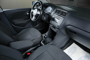 Седан Volkswagen Polo 2013 года, 659000 рублей, Тюмень