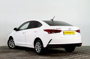 Седан Hyundai Solaris 2022 года, 1799000 рублей, Сургут
