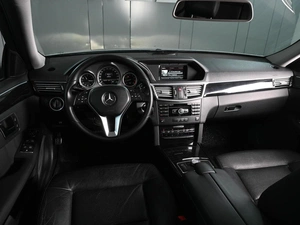Седан Mercedes-benz E-класс 2012 года, 1619000 рублей, Аксай