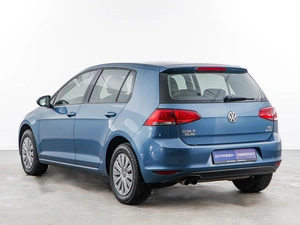 Хетчбэк Volkswagen Golf 2013 года, 1298999 рублей, Москва