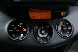Внедорожник Toyota RAV4 2012 года, 1458000 рублей, Солонцы