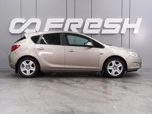Хетчбэк Opel Astra 2010 года, 669000 рублей, Воронеж