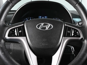 Седан Hyundai Solaris 2014 года, 899000 рублей, Аксай