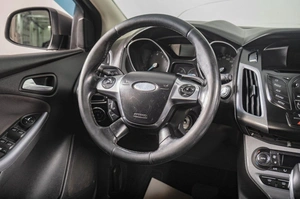 Хетчбэк Ford Focus 2012 года, 899000 рублей, Томск