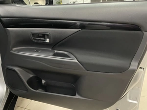 Внедорожник Mitsubishi Outlander 2018 года, 1787000 рублей, Солонцы