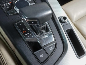Седан Audi A4 2019 года, 2999000 рублей, Воронеж