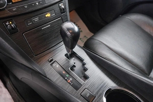 Седан Toyota Avensis 2009 года, 1269000 рублей, Красноярск