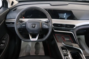 Внедорожник Changan UNI-T 2021 года, 2399000 рублей, Омск