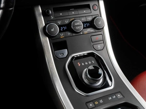 Внедорожник Land Rover Range Rover Evoque 2012 года, 1749000 рублей, Тюмень