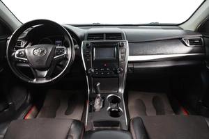 Седан Toyota Camry 2016 года, 1639000 рублей, Новосибирск