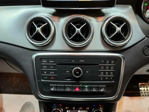 Седан Mercedes-benz CLA-класс 2015 года, 1737000 рублей, Красноярск