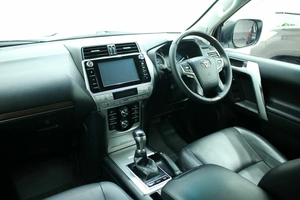 Внедорожник Toyota Land Cruiser Prado 2018 года, 4950000 рублей, Красноярск