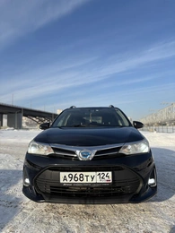 Универсал Toyota Corolla Fielder 2017 года, 1050000 рублей, Красноярск