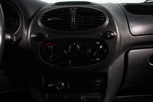 Хетчбэк ВАЗ (LADA) Kalina 2012 года, 399000 рублей, Сургут