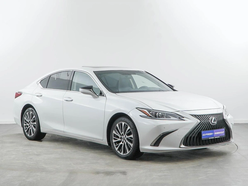 Седан Lexus ES 2020 года, 3227077 рублей, Москва