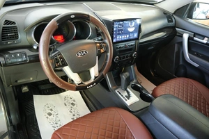 Внедорожник Kia Sorento 2010 года, 1549000 рублей, Омск