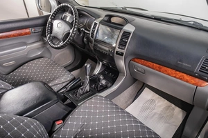 Внедорожник Toyota Land Cruiser Prado 2007 года, 2149000 рублей, Томск