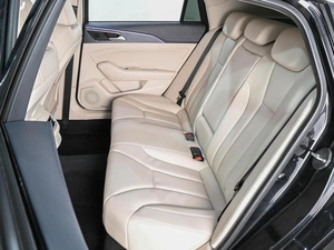 Седан Hongqi H5 2022 года, 1789000 рублей, Аксай