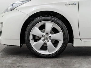 Лифтбек Toyota Prius 2010 года, 1000000 рублей, Красноярск