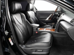 Седан Toyota Camry 2011 года, 1279000 рублей, Тюмень