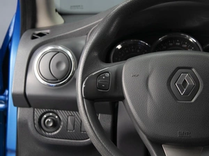 Хетчбэк Renault Sandero Stepway 2016 года, 1075000 рублей, Омск