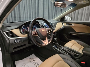 Седан Chevrolet Monza 2022 года, 1399000 рублей, Красноярск