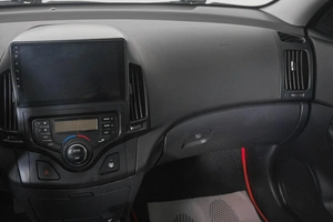 Хетчбэк Hyundai i30 2009 года, 749000 рублей, Кемерово