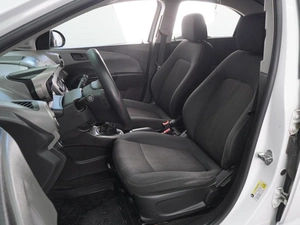 Седан Chevrolet Aveo 2012 года, 629000 рублей, Воронеж