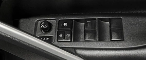 Внедорожник Toyota Corolla Cross 2021 года, 2697000 рублей, Красноярск