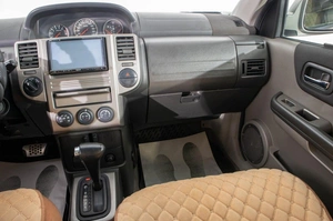 Внедорожник Nissan X-Trail 2006 года, 849000 рублей, Барнаул